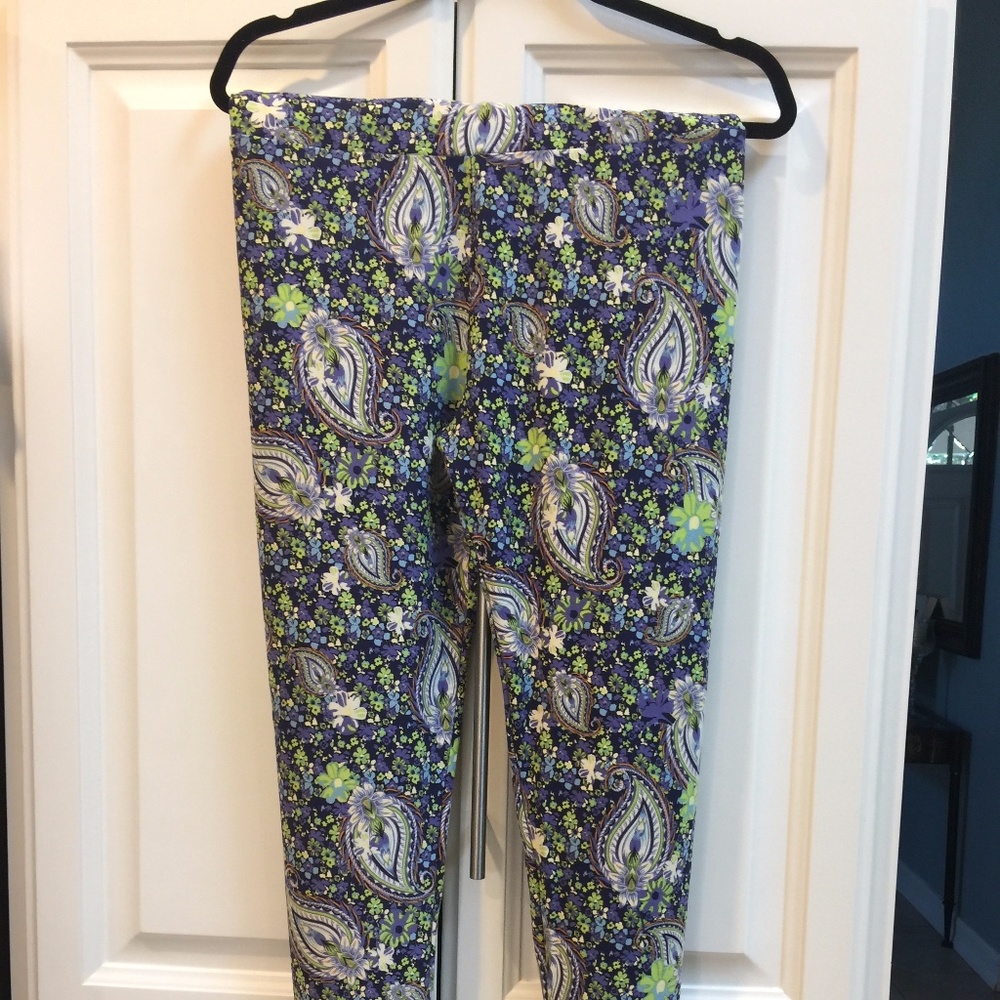lularoe TC paisley leggings
