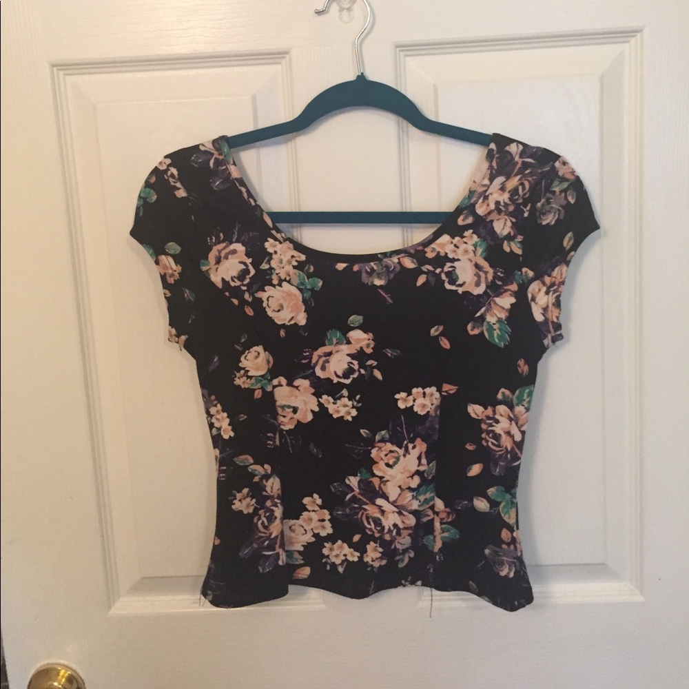 Black crop top with flowers