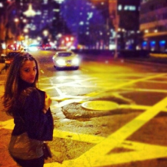 Meet your Posher, Nina - Picture 5 of 5