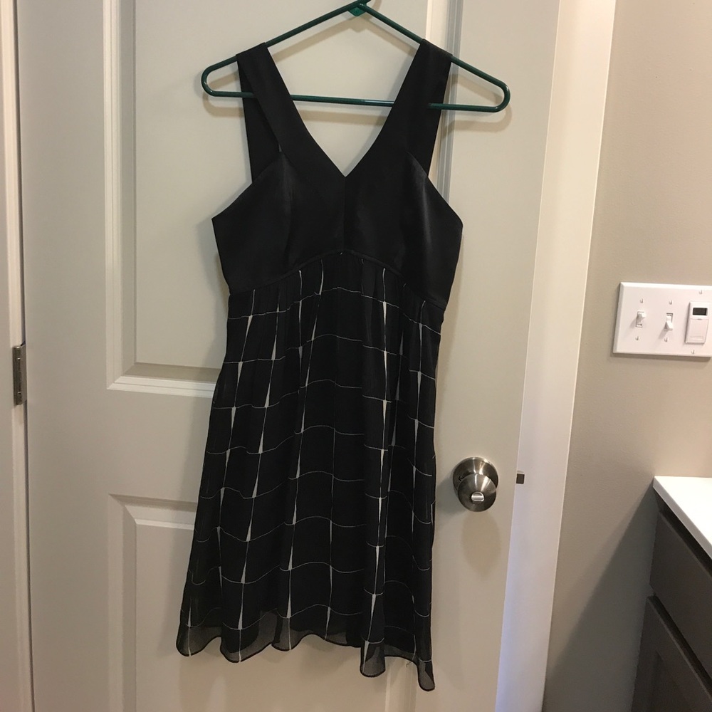 •Express Dress•