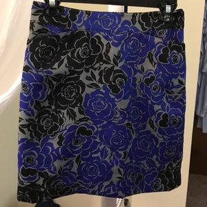 Floral skirt. Banana Republic.