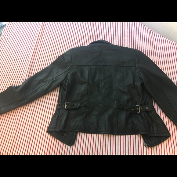 Valerie Stevens Black Lamb jacket/skirt - Picture 2 of 5