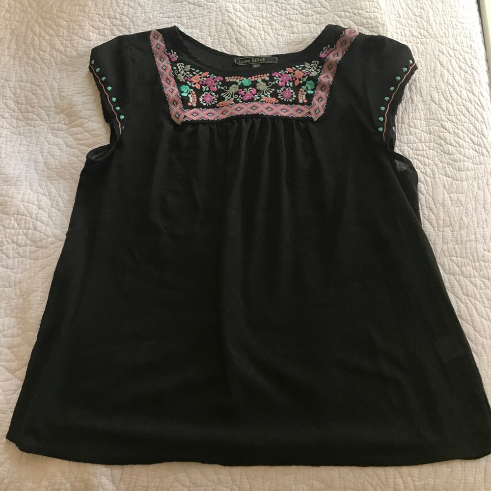 Size large embroidered top