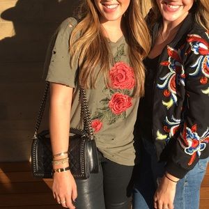 Emma and Sam rose applique shirt