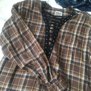 LF lace up flannel