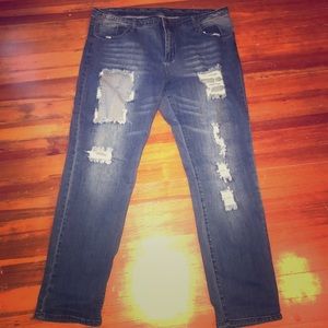 Ripped boyfriend/skinny jean