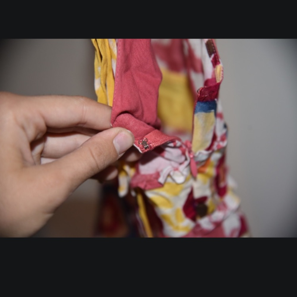 Bcbg Maxazria Patterned Thin Strap Flowy Tank Xs - image 3