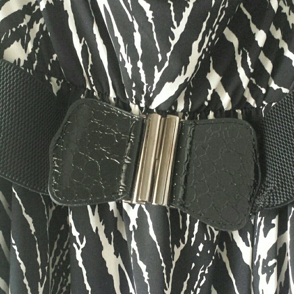 🍉Nice blouse with pockets and belt - Picture 3 of 3