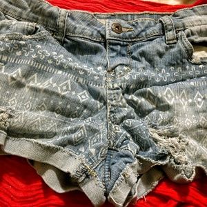 ZCO Jean Cutoff Shorts Juniors Size 9 ZCO Jean Cutoff Shorts Juniors Size 9