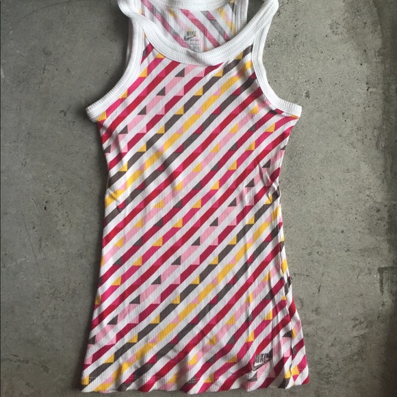 Nike tank top size :S - Picture 1 of 5