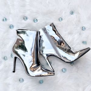 *METALLIC* Booties