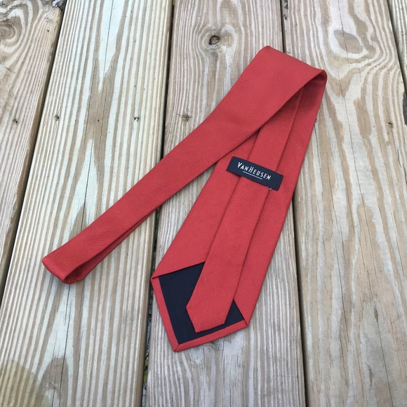 Van Heusen Mens Tie Fashion Red Tie All Silk USA - Picture 2 of 8