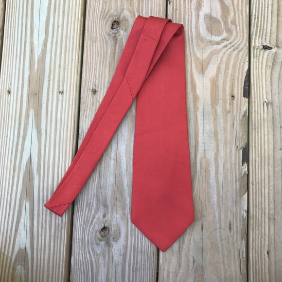 Van Heusen Mens Tie Fashion Red Tie All Silk USA - Picture 3 of 8
