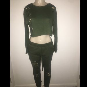 Never worn Fashion Nova Olive 2 piece