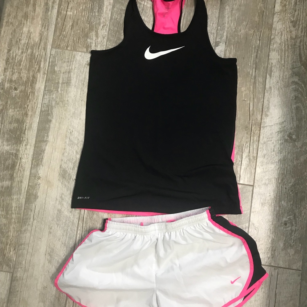 (SOLD) Girls Nike outfit