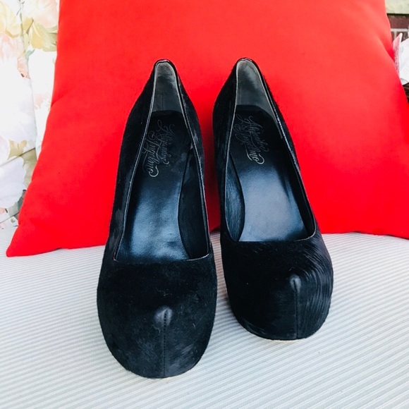 Alejandro Ingelmo Black Pony  Hair Round Toe Pumps - Picture 1 of 7