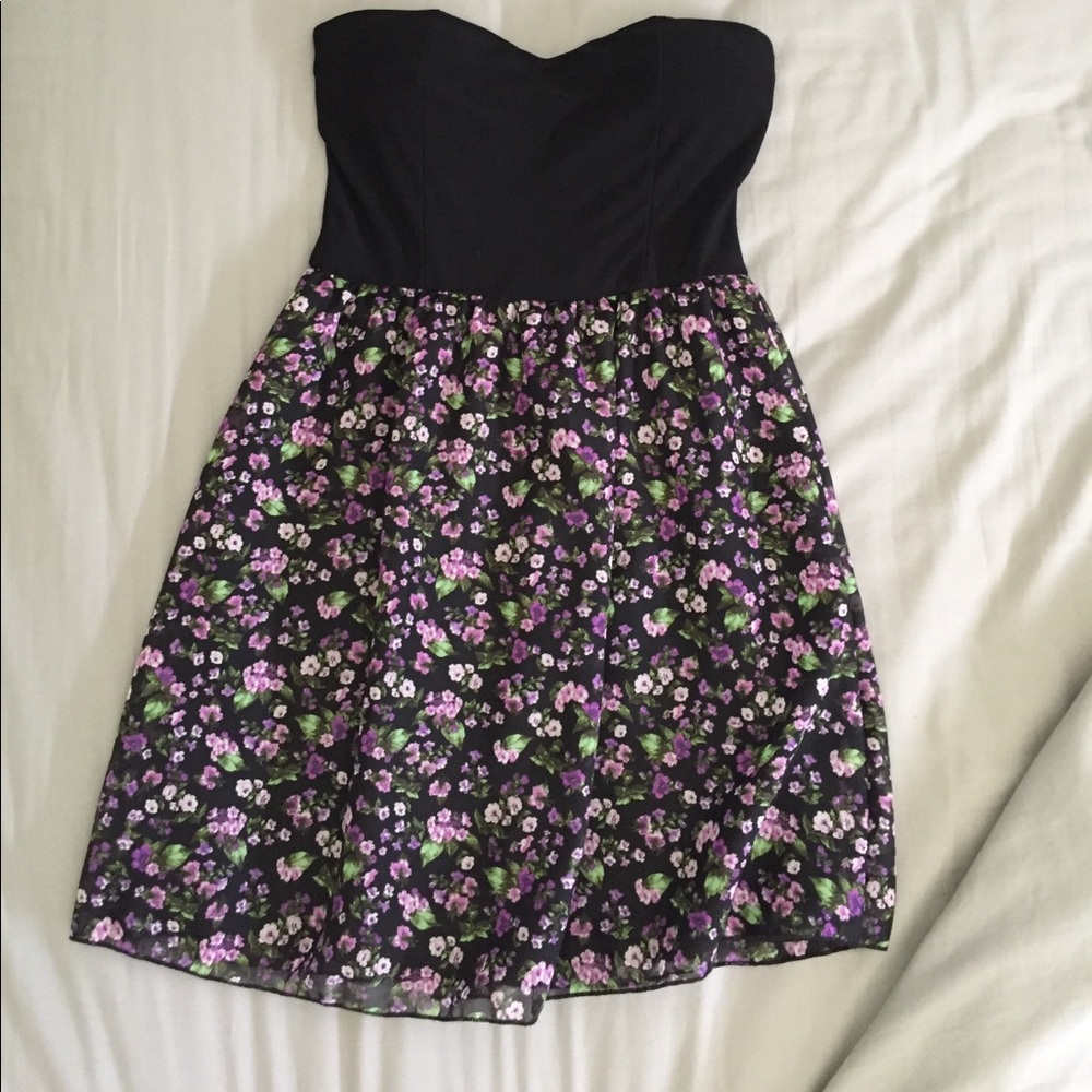 Wet seal strapless floral dress