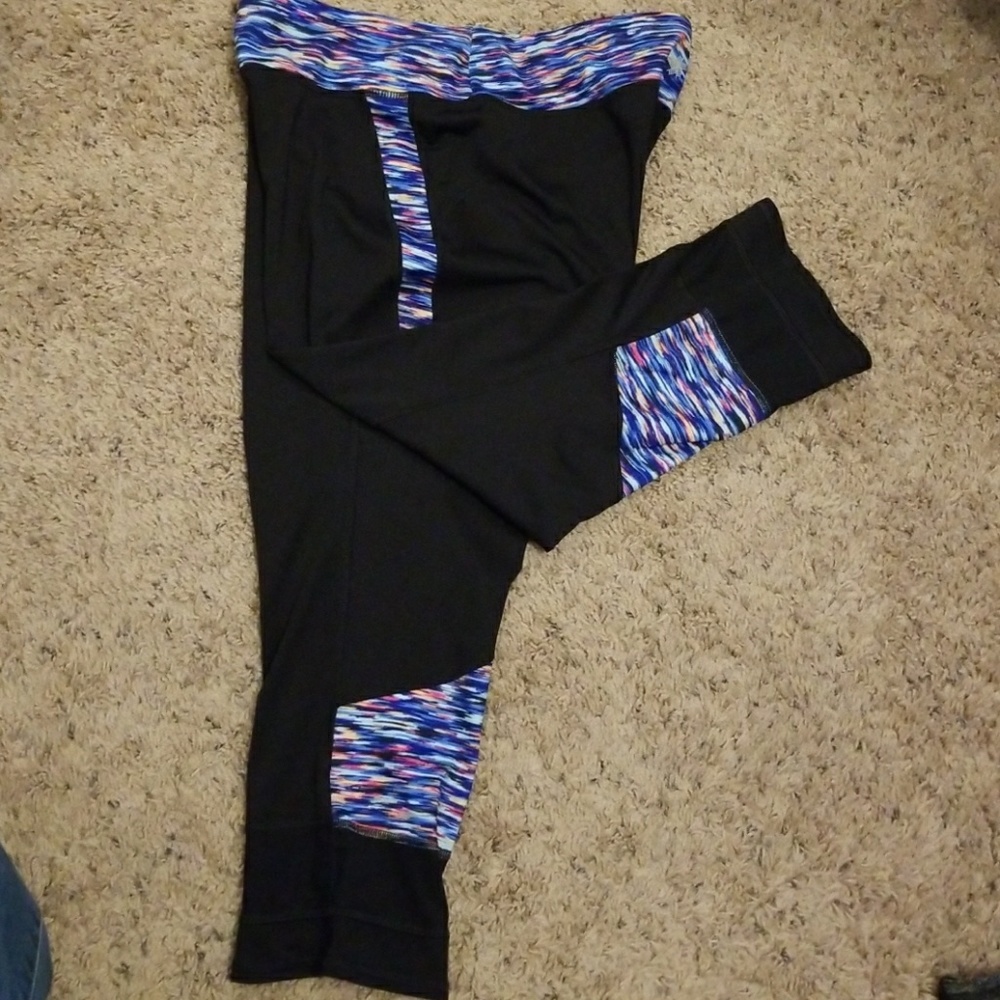 Workout pant/shirt lot