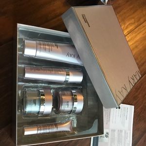 Mary Kay Timewise Repair Set