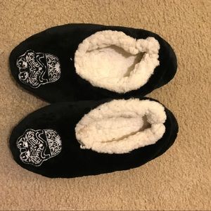 super comfy, like new Star Wars slippers