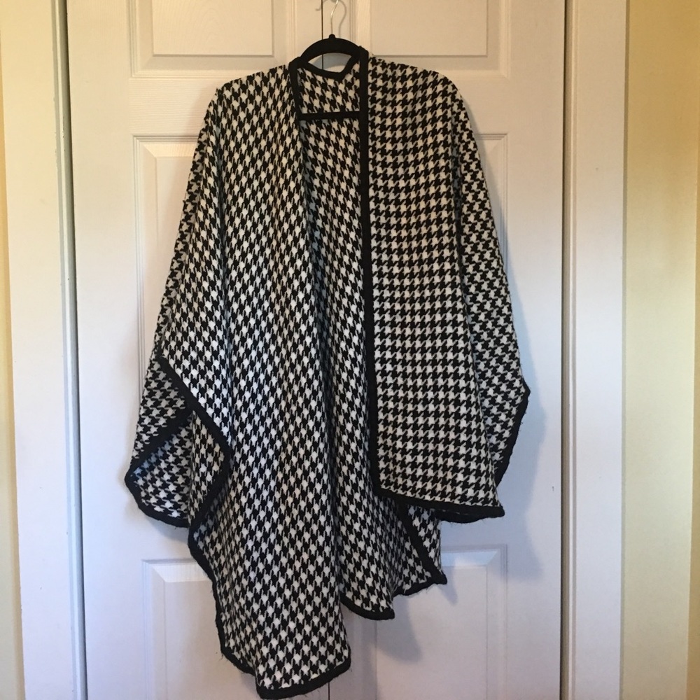 One Size Cape