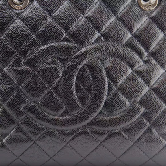 Authentic Chanel GST tote - Picture 3 of 7