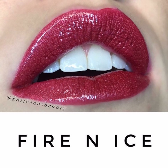 Lipsense - Picture 2 of 8