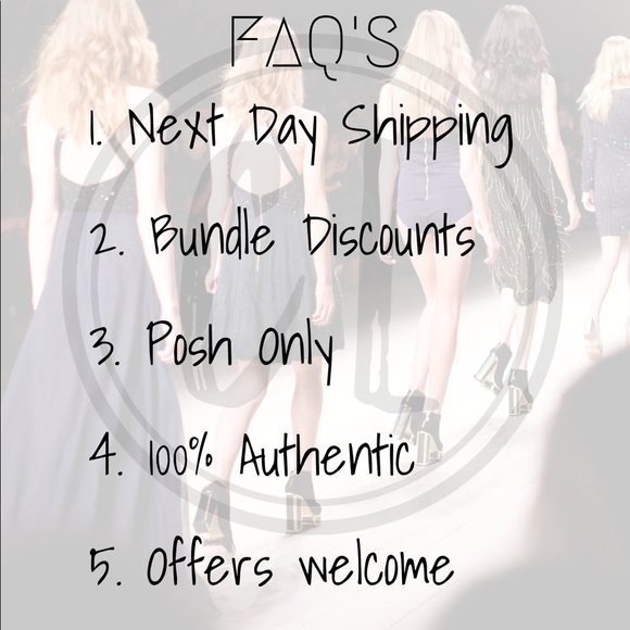 Black fancy sweatshirt sizes small medium large - Picture 5 of 5