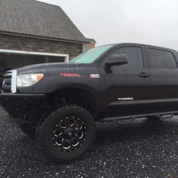 Meet your Posher, Ew - Picture 1 of 1