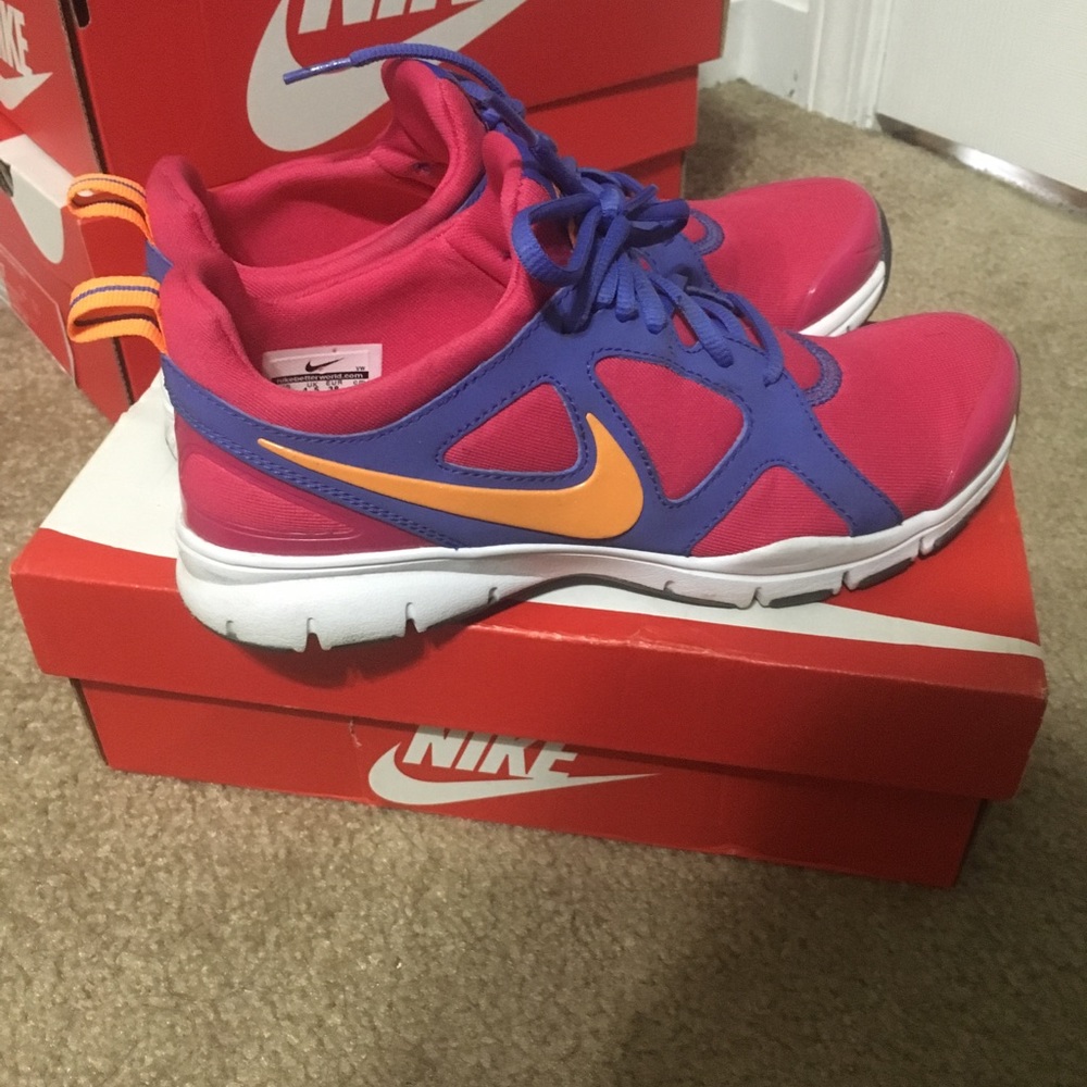 Hot pink & orange Nike training shoes - size 7