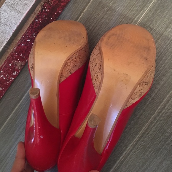 Red High Heels - Picture 2 of 3