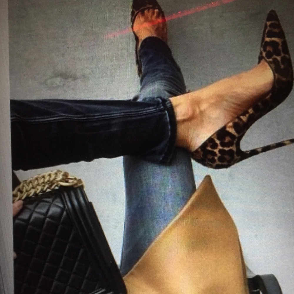 Meet your Posher, Dara