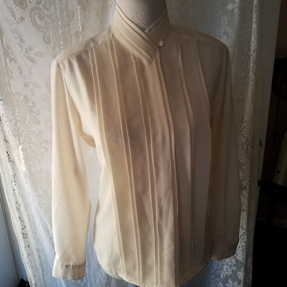 VTG cream blouse