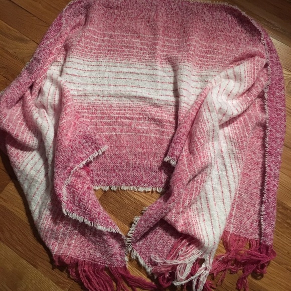 NWOT Pink and white scarf - Picture 2 of 4