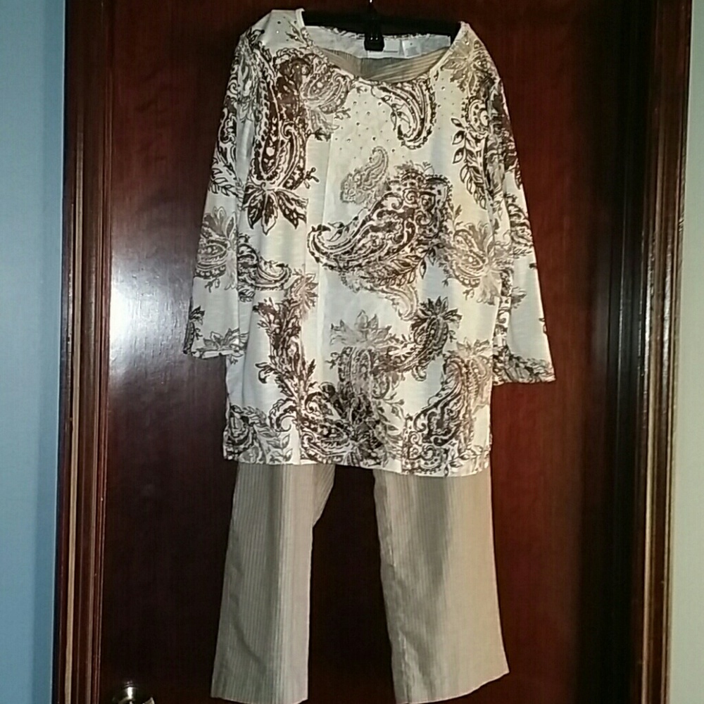 Alfred Dunner top and pants
