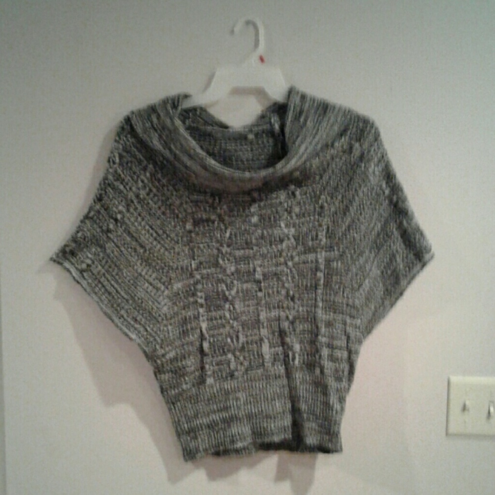 Comfy sweater accepting offers bundle and save 😊