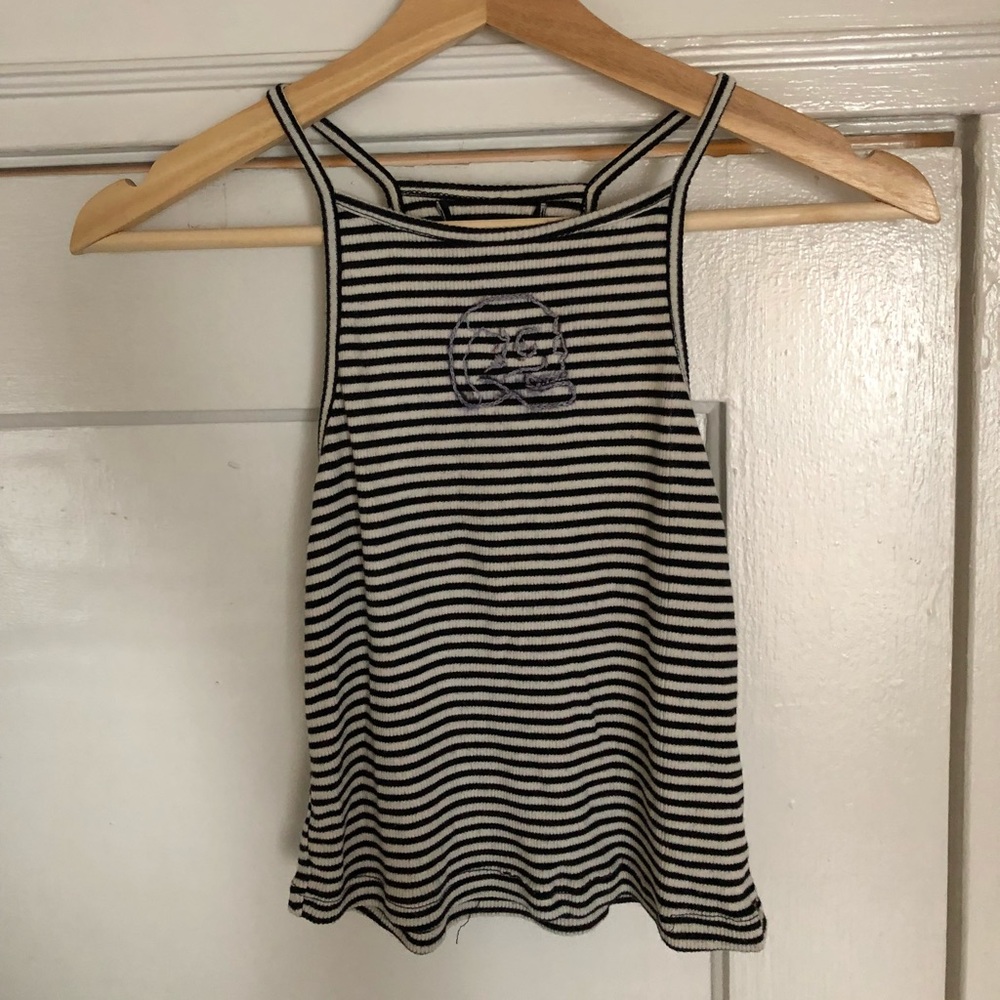 Embroidered Tank Top - Picture 2 of 4