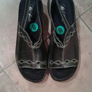 Shoes worn once accepting offers bundle and save