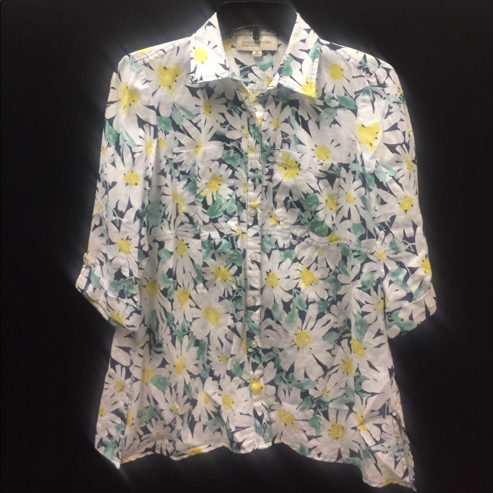 Jones New York Sport Size PP Button Down Shirt.