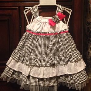 12 mths baby Girls Dress NEW, but no tags