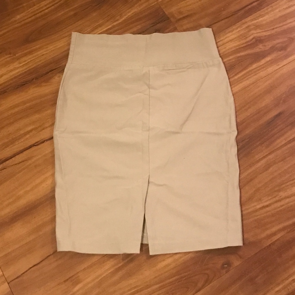 Charlotte Russe tan pencil skirt - Picture 3 of 4