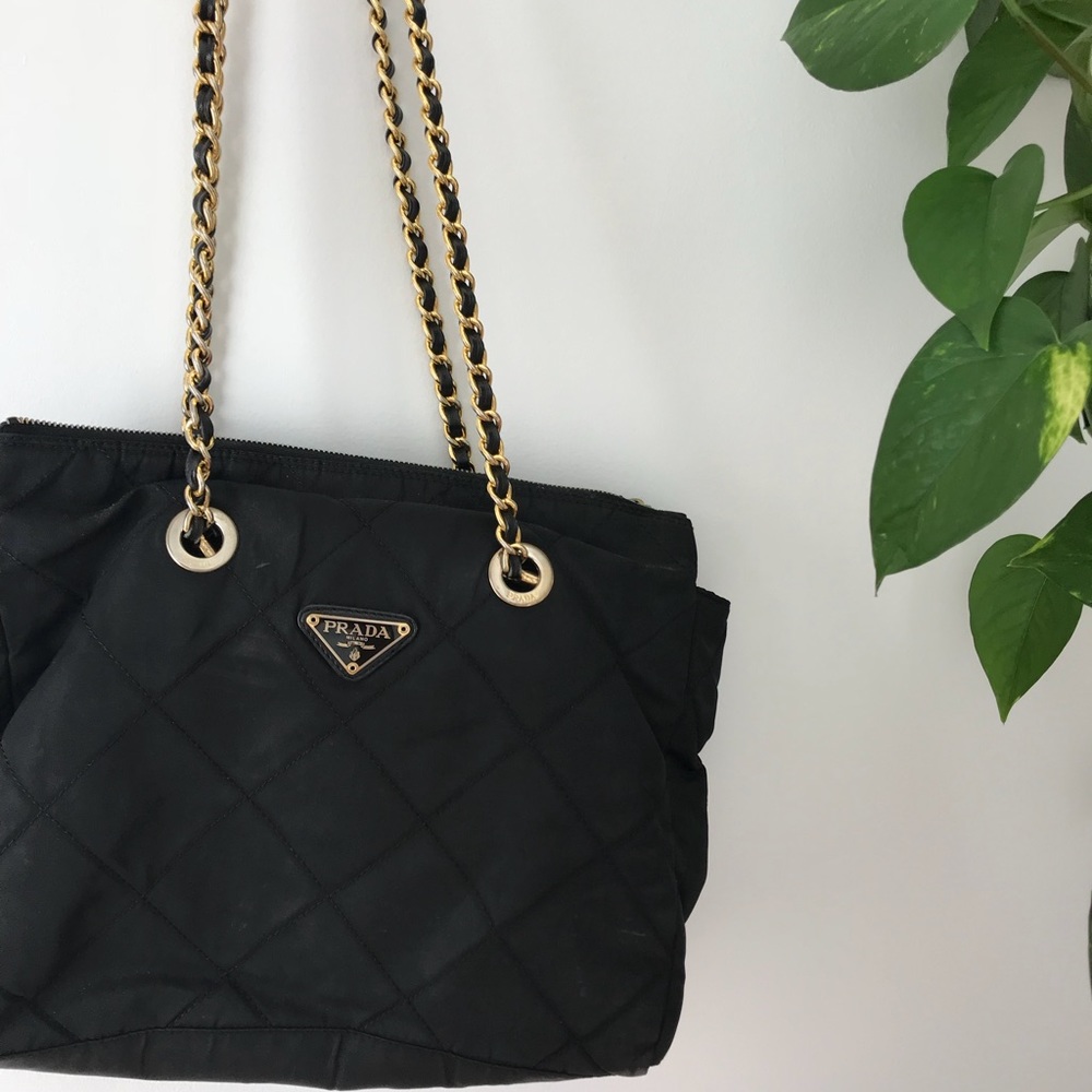 prada tote