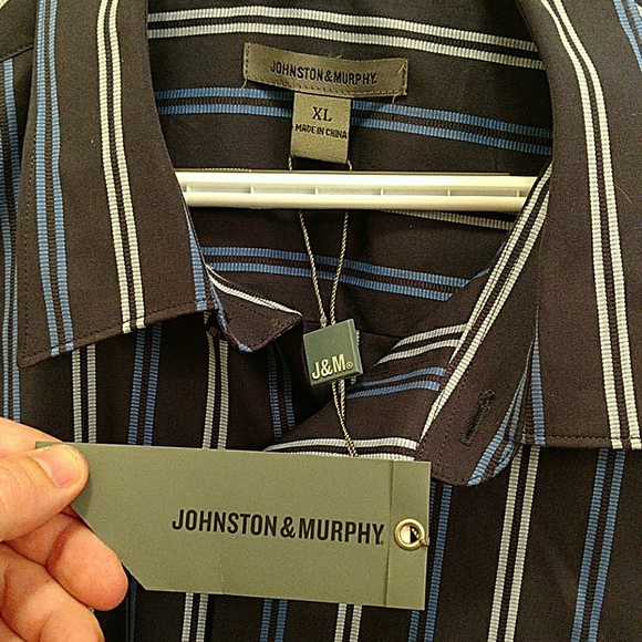 Johnston and Murphy button up - Picture 2 of 2