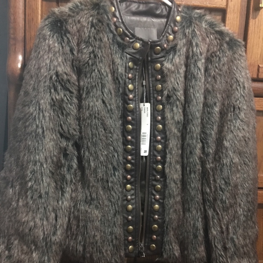 A spammer fur coat
