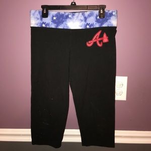 USA braves yoga pants