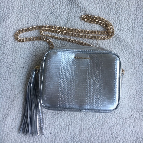 Victoria's Secret purse - Picture 2 of 4