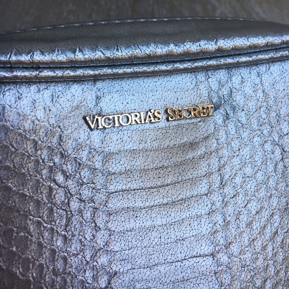 Victoria's Secret purse - Picture 3 of 4
