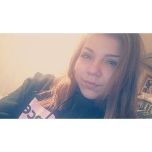 Meet your Posher, Melanie