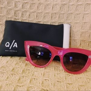 Quay Kitti- Pink Sunglasses