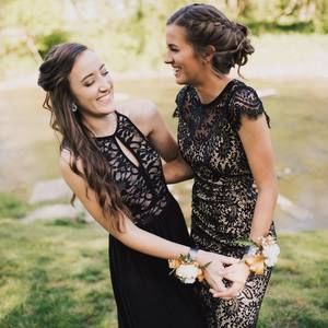 Meet your Posher, Leona